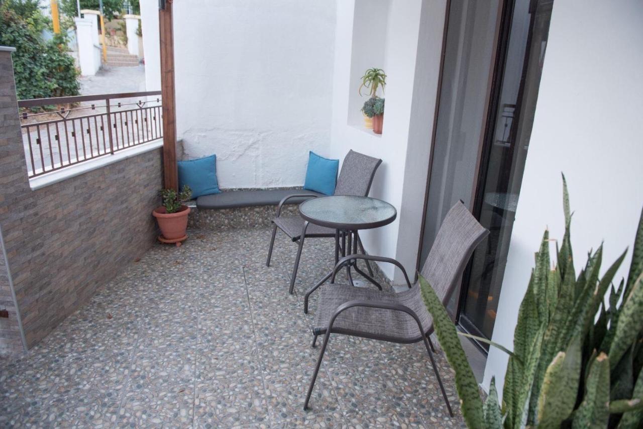 Ferienwohnung Grandmother'S House Psinthos Exterior foto